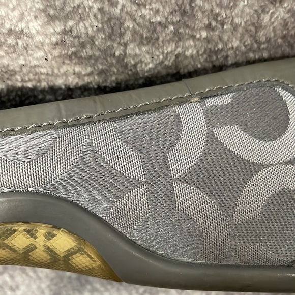 Coach Grey Patent Leather Monogrammed Flats for Women, Size 6 1/2 - Picture 9 of 13